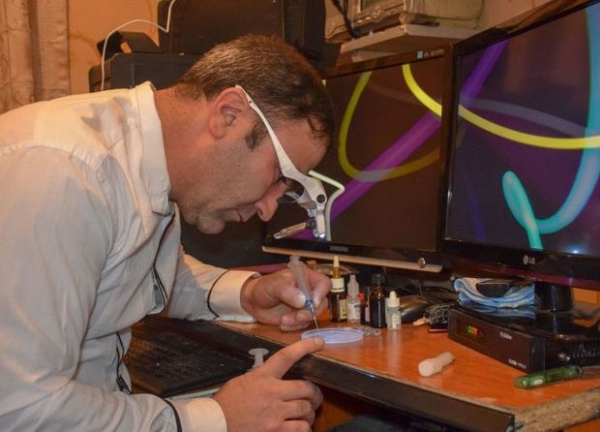 Azərbaycanlı koronavirus əleyhinə dərman hazırladı